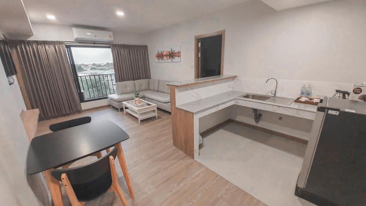 Nakara Hotel, أوبونراتْشاتاني المظهر الخارجي الصورة