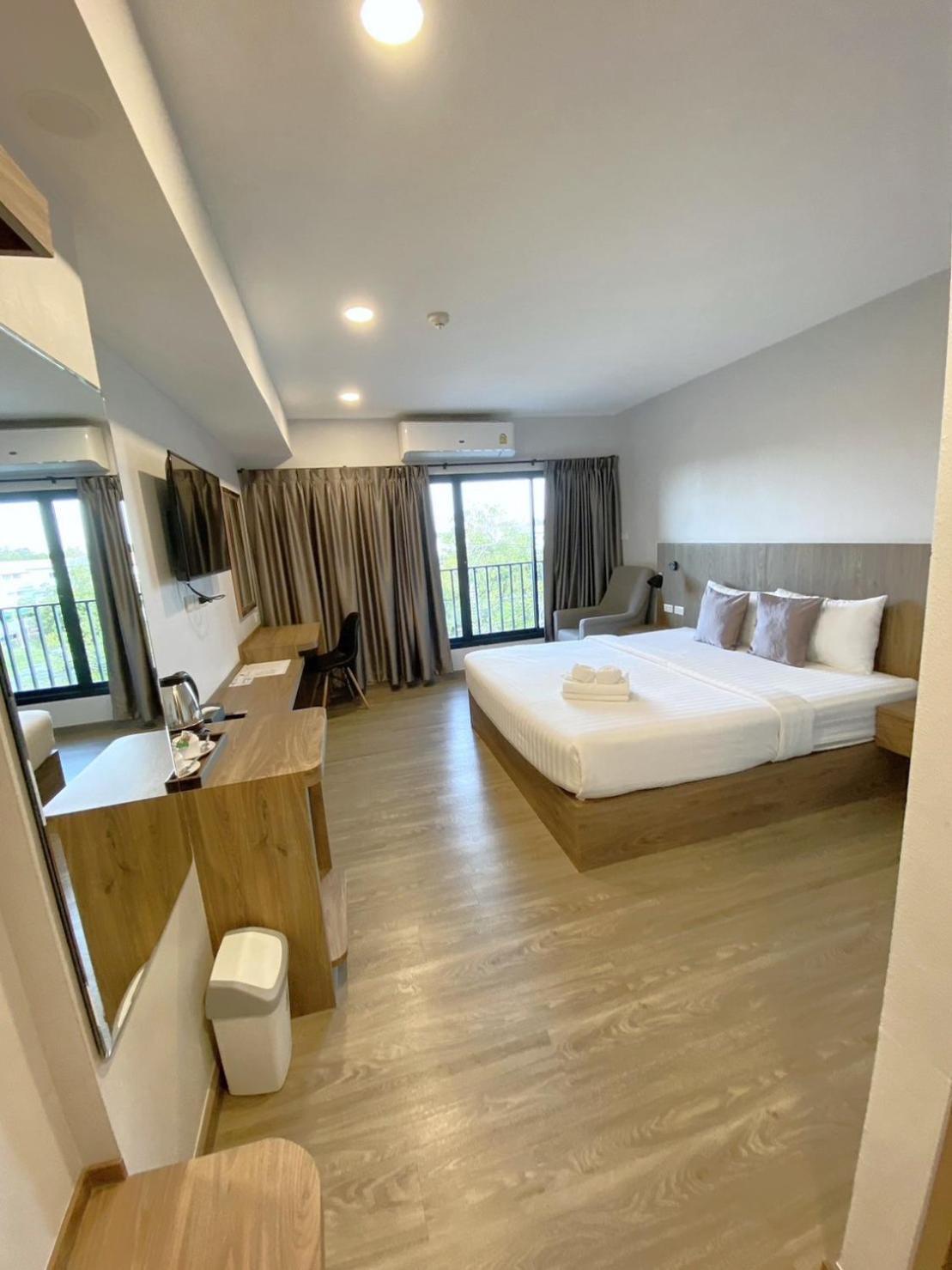 Nakara Hotel, أوبونراتْشاتاني المظهر الخارجي الصورة
